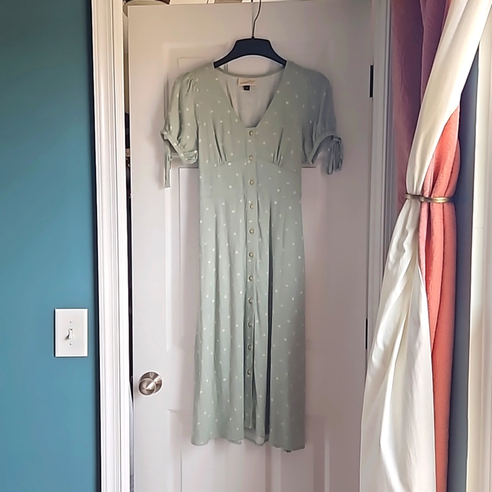 Universal Threads Dress